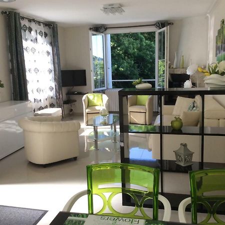 VILLA MAISON BLANCHE TULLE 1 à 4 personnes Extérieur photo