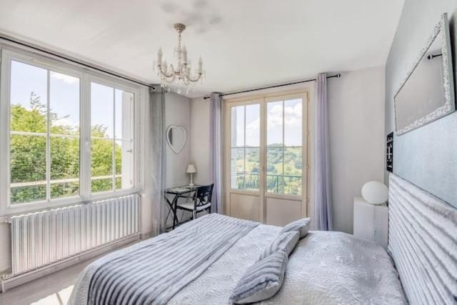 VILLA MAISON BLANCHE TULLE 1 à 4 personnes Extérieur photo