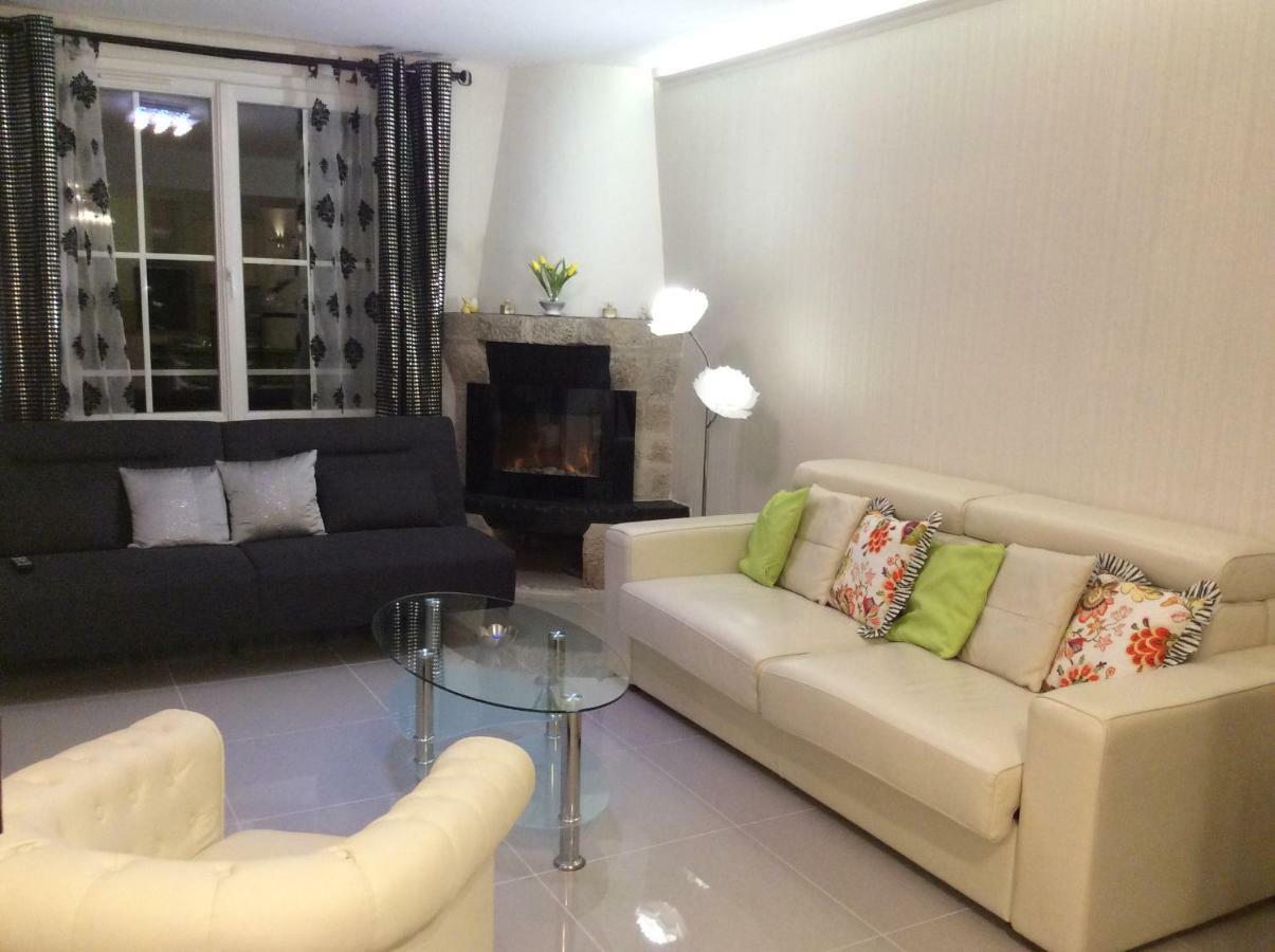VILLA MAISON BLANCHE TULLE 1 à 4 personnes Extérieur photo